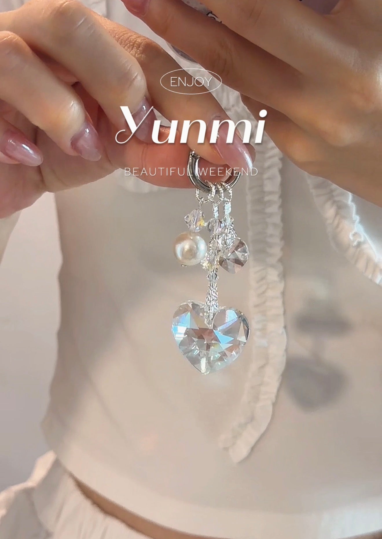 Austrian Crystal Heart Charm – Dazzling Pendant for Phone, Bag & Keys