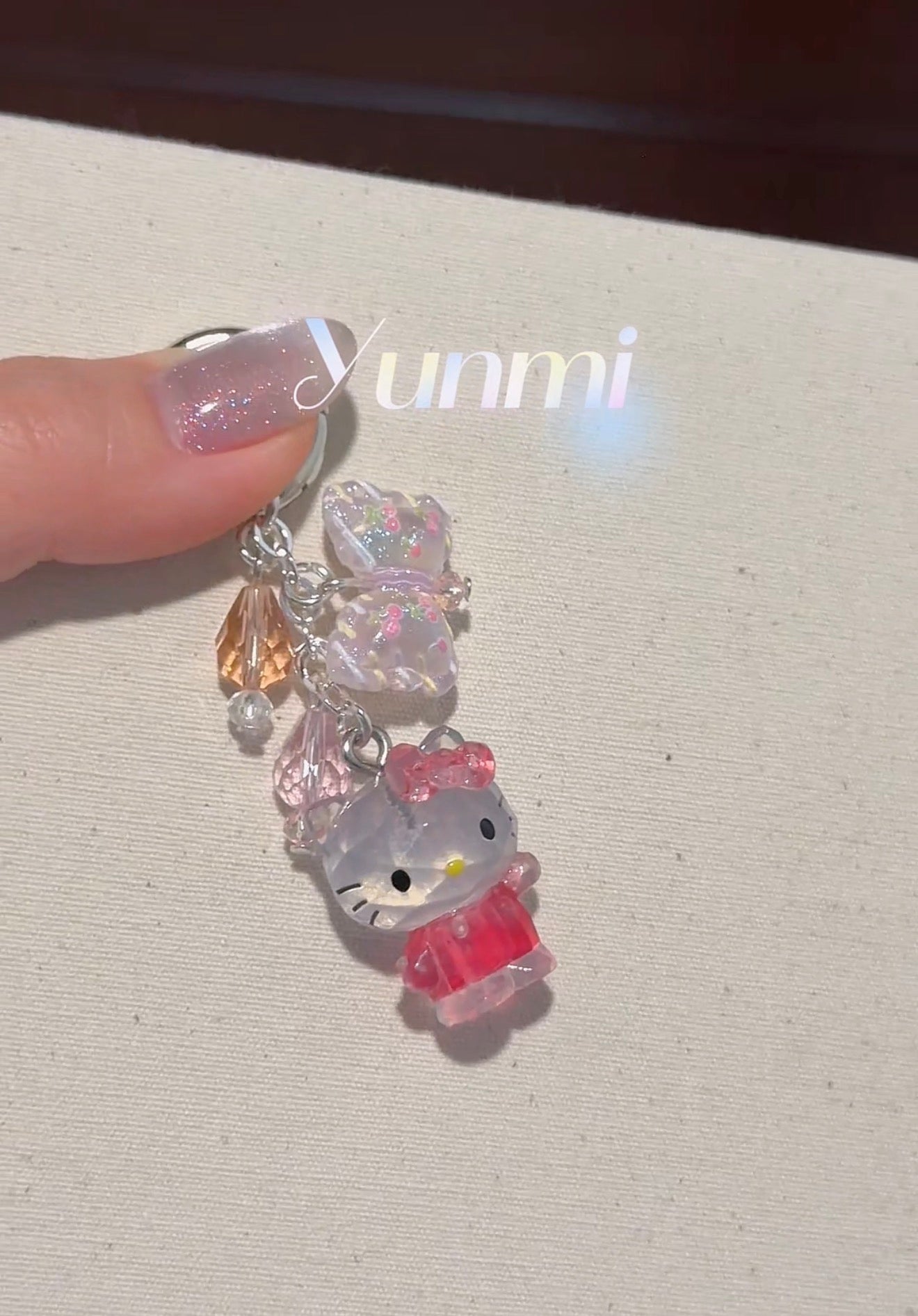 Crystal-Clear Sanrio Mini Charm – Sparkling 3D Keychain Accessory