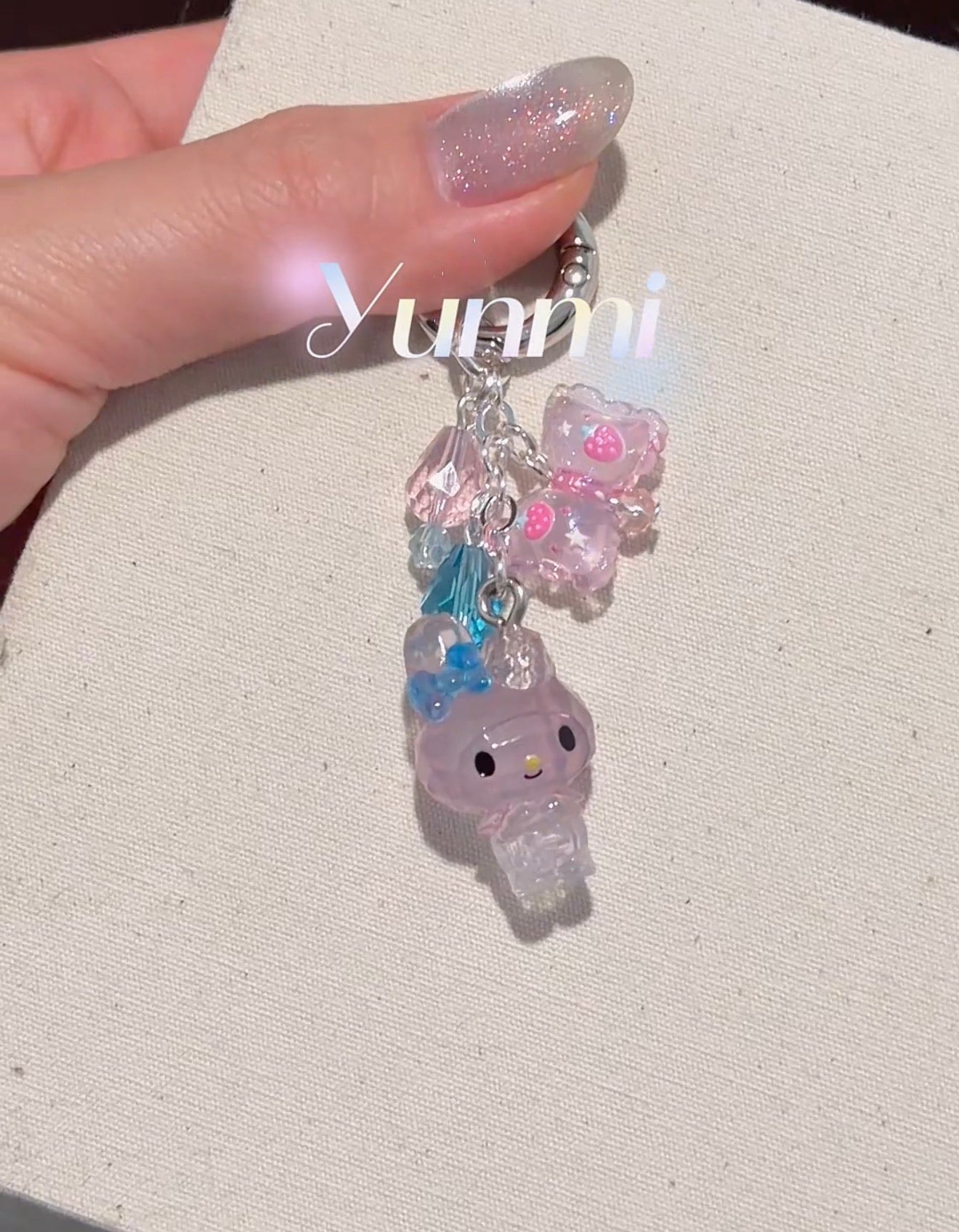Crystal-Clear Sanrio Mini Charm – Sparkling 3D Keychain Accessory