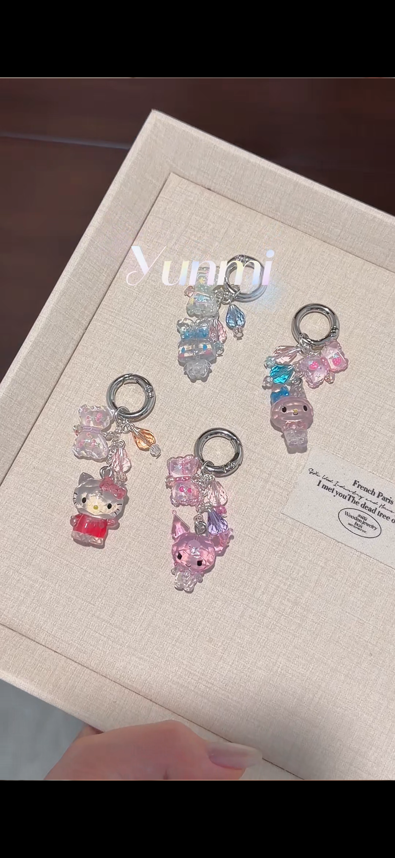 Crystal-Clear Sanrio Mini Charm – Sparkling 3D Keychain Accessory